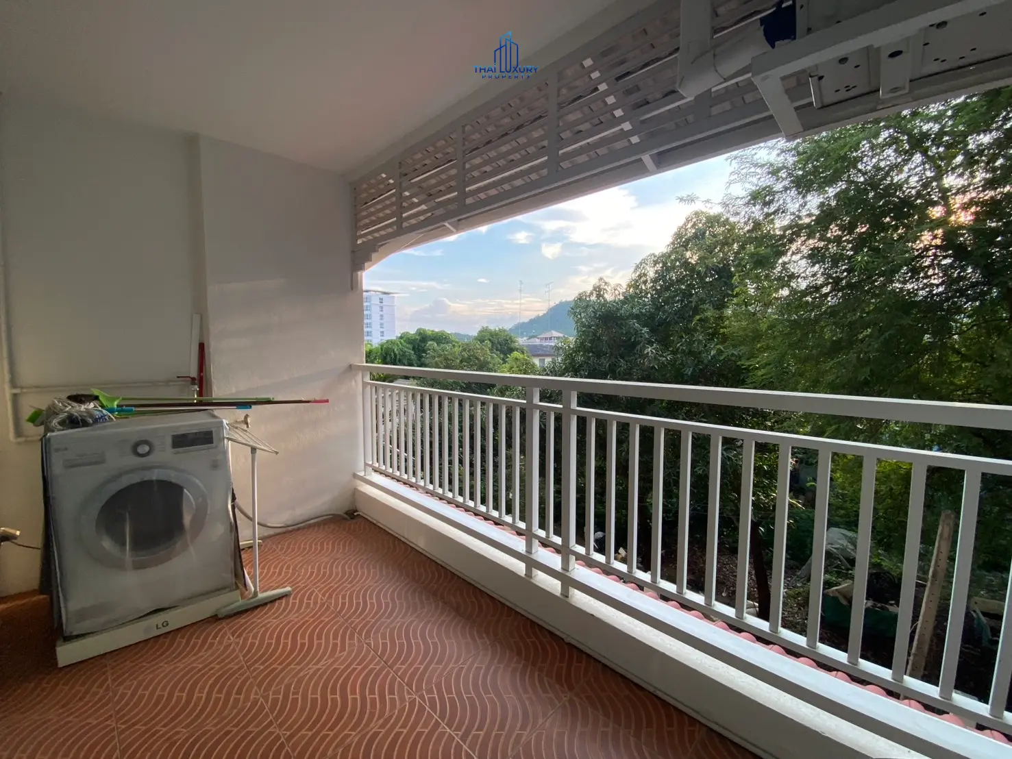 ขายคอนโด 1 ห้องนอนสวย ที่บ้านกลางหัวหิน