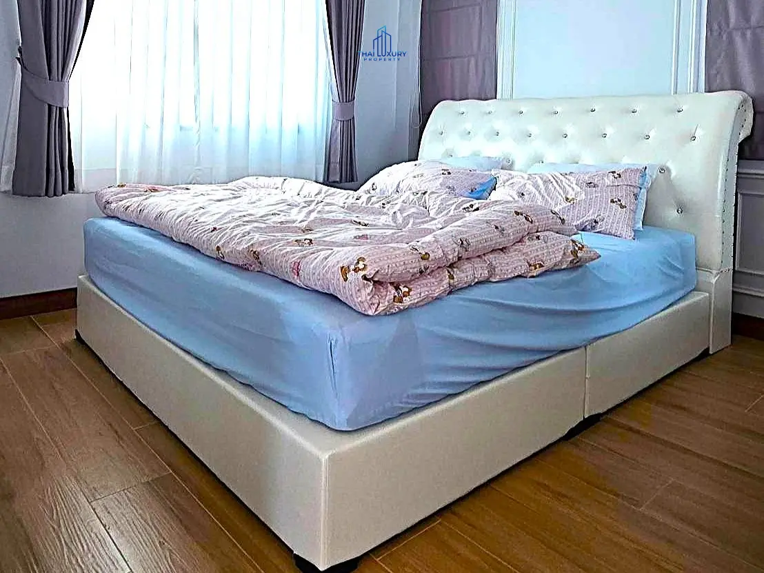 วิลล่าสวย 2 ห้องนอน พร้อมสวนส่วนตัว ที่ Deena Home ปราณบุรี