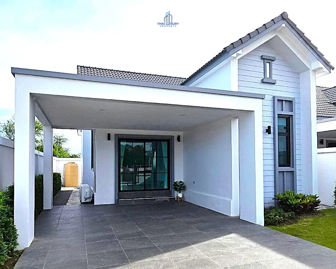วิลล่าสวย 2 ห้องนอน พร้อมสวนส่วนตัว ที่ Deena Home ปราณบุรี