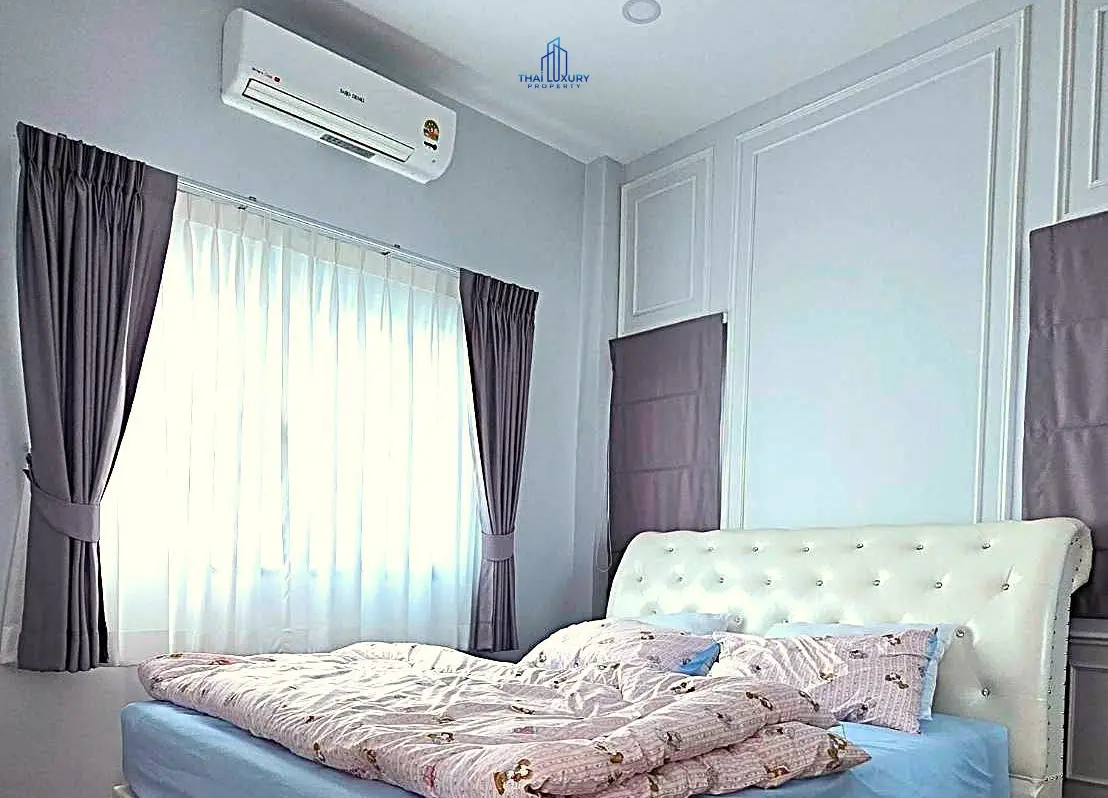 วิลล่าสวย 2 ห้องนอน พร้อมสวนส่วนตัว ที่ Deena Home ปราณบุรี