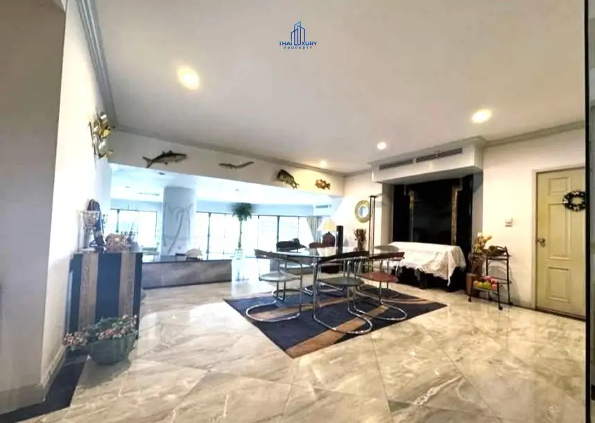คอนโดหรูริมทะเล 4 ห้องนอน พร้อมวิวทะเล สำหรับขาย ที่ Dusit Thani หัวหิน