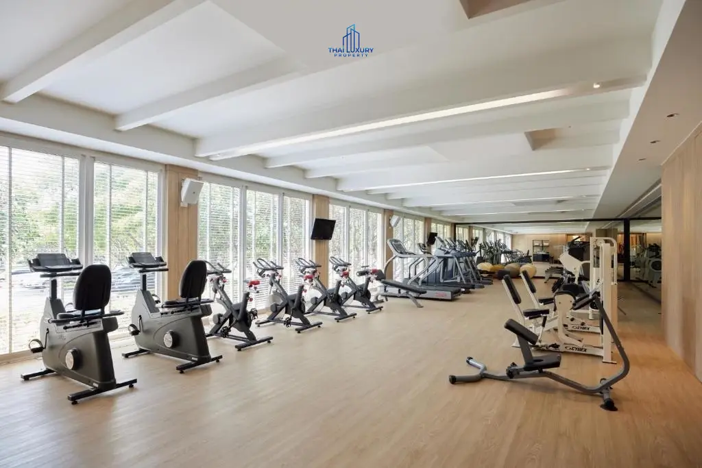 คอนโดหรูริมทะเล 4 ห้องนอน พร้อมวิวทะเล สำหรับขาย ที่ Dusit Thani หัวหิน