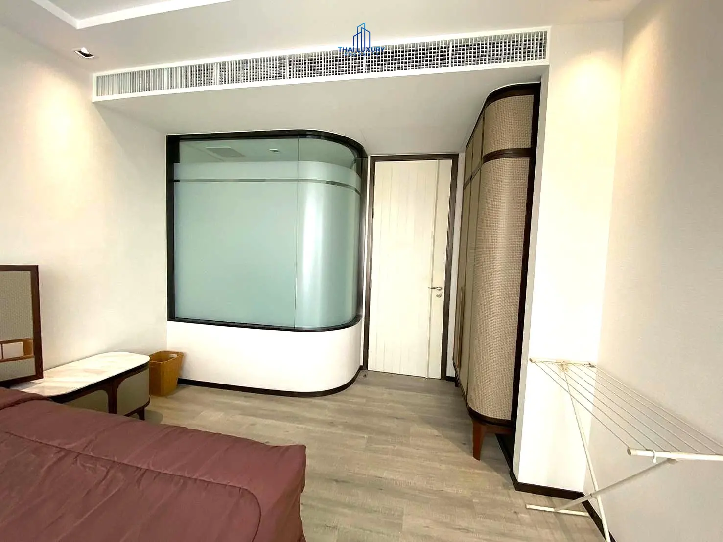 คอนโดหรู 1 ห้องนอน ให้เช่า ที่ InterContinental Residences Hua Hin