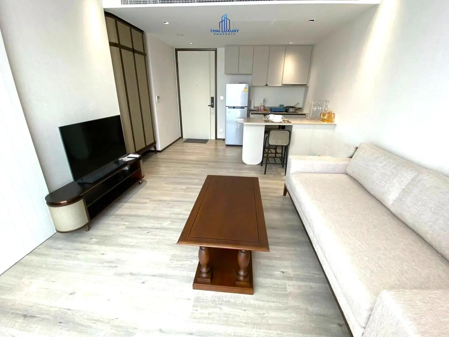 คอนโดหรู 1 ห้องนอน ให้เช่า ที่ InterContinental Residences Hua Hin