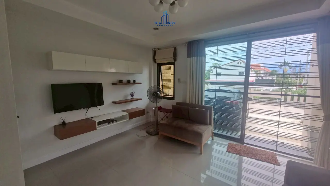 ขายทาวน์เฮ้าส์ ใกล้ชายหาด หัวหิน – ใช้ชีวิตสบายในทำเลทอง