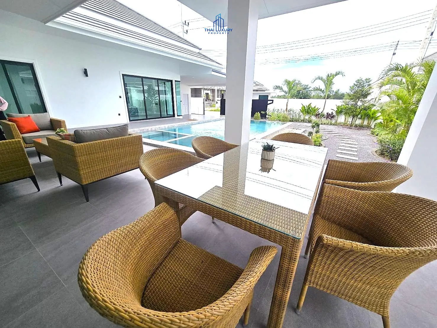 Modern 3 Bedrooms Pool Villa for Sale at BOTANICA Hua Hin