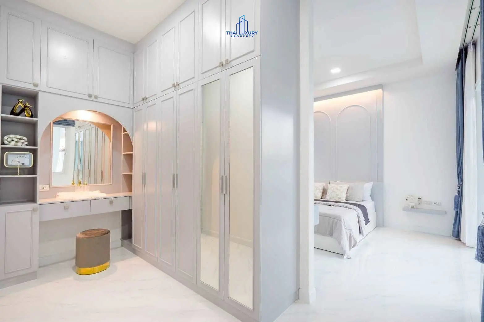 Luxury Modern 3 Bedrooms Pool Villa at Celessy Hua Hin