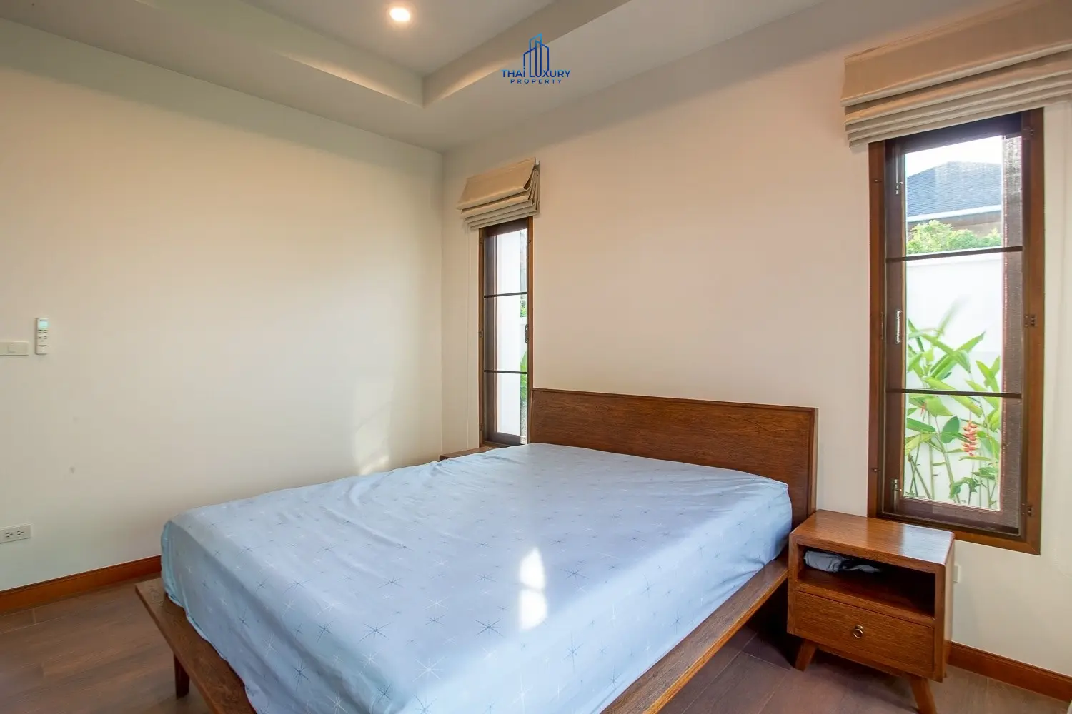 Modern Mountain View 3 Bedrooms Villa for Sale Near Downtown Hua Hin