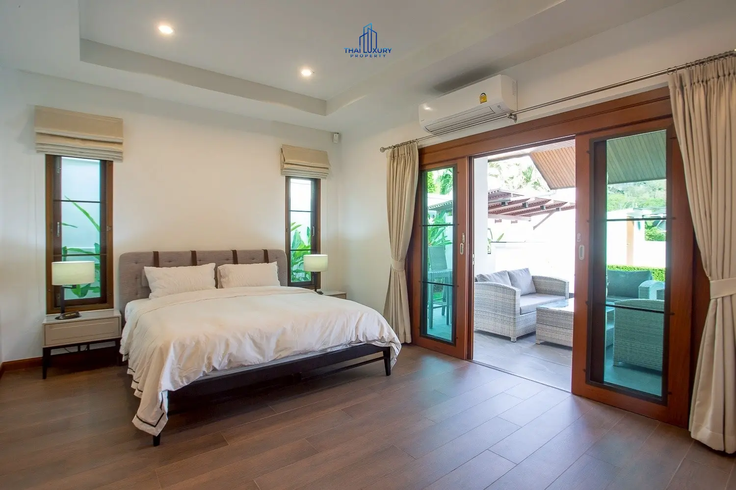 Modern Mountain View 3 Bedrooms Villa for Sale Near Downtown Hua Hin