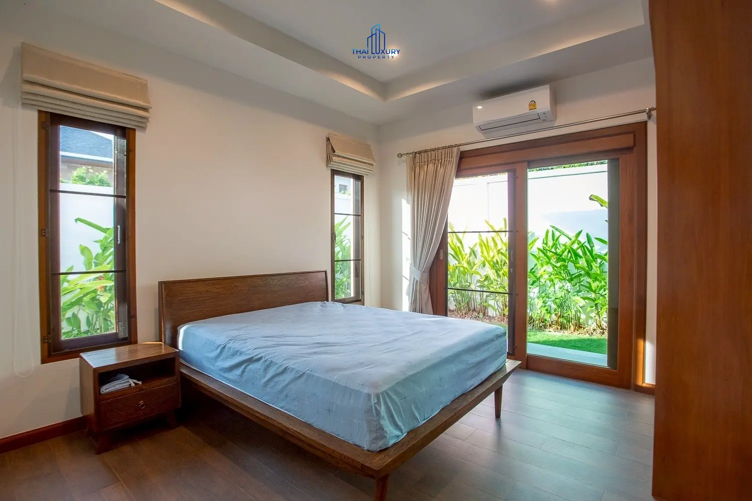 Modern Mountain View 3 Bedrooms Villa for Sale Near Downtown Hua Hin