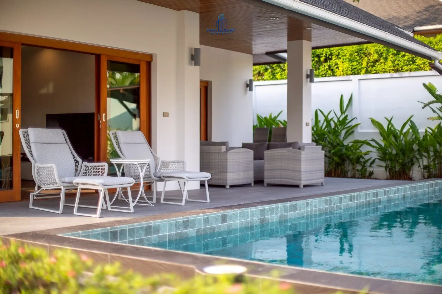 Modern Mountain View 3 Bedrooms Villa for Sale Near Downtown Hua Hin