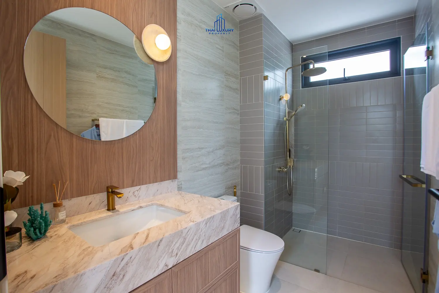 Luxury Beach House The First Ultra Luxury In Cha-am Fully Functional Seaside House With Swimming Pool And Access To Every Private Beach.