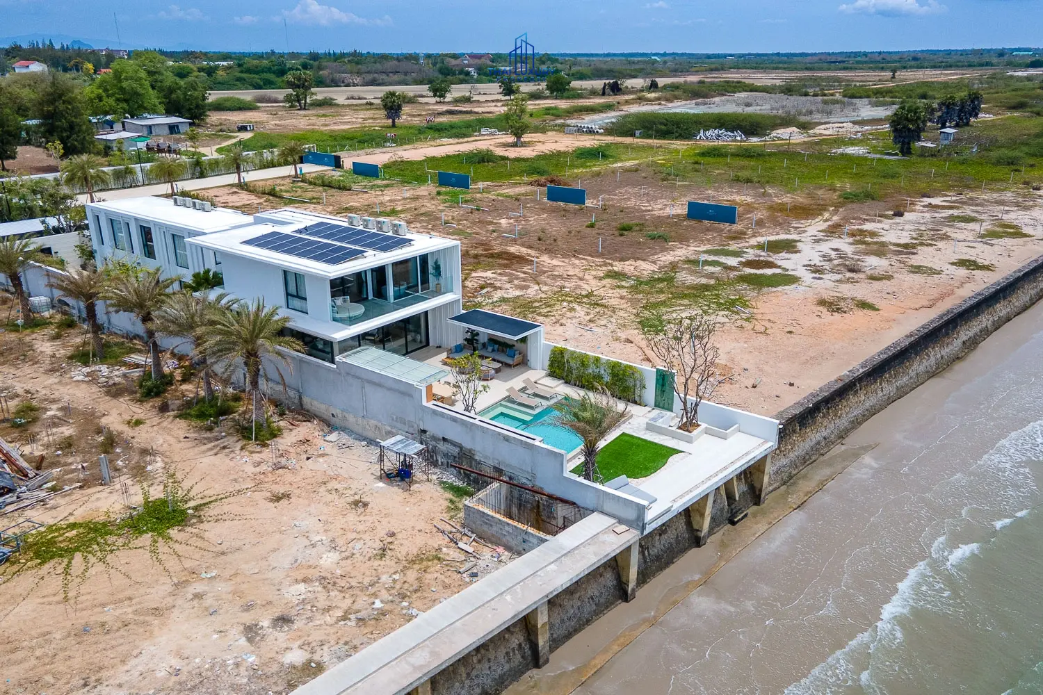 Luxury Beach House The First Ultra Luxury In Cha-am Fully Functional Seaside House With Swimming Pool And Access To Every Private Beach.