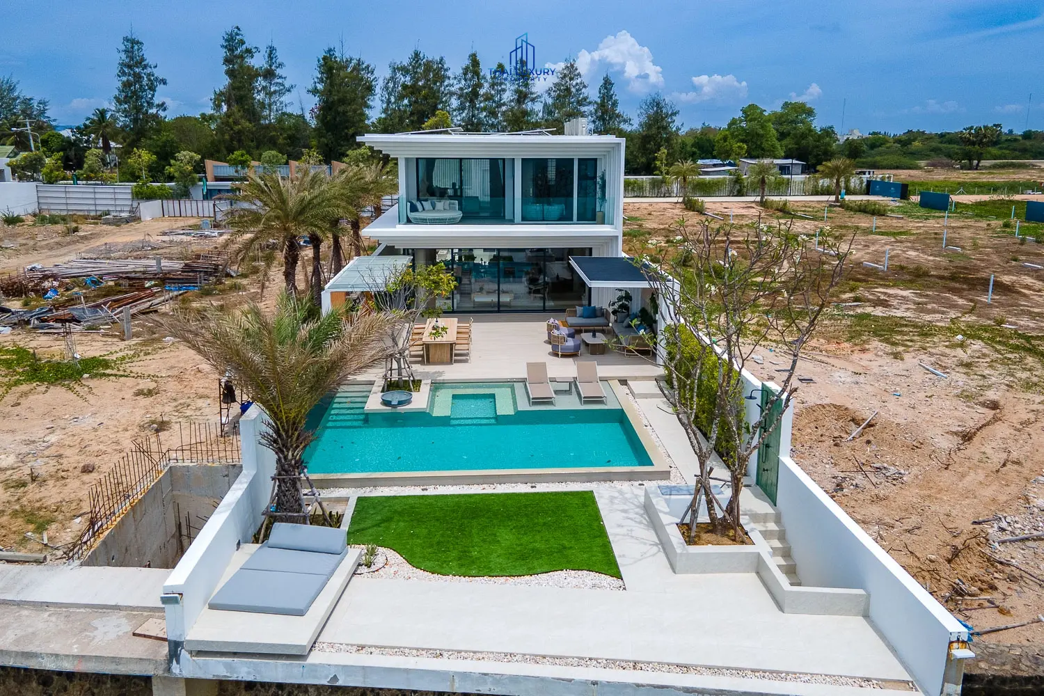 Luxury Beach House The First Ultra Luxury In Cha-am Fully Functional Seaside House With Swimming Pool And Access To Every Private Beach.