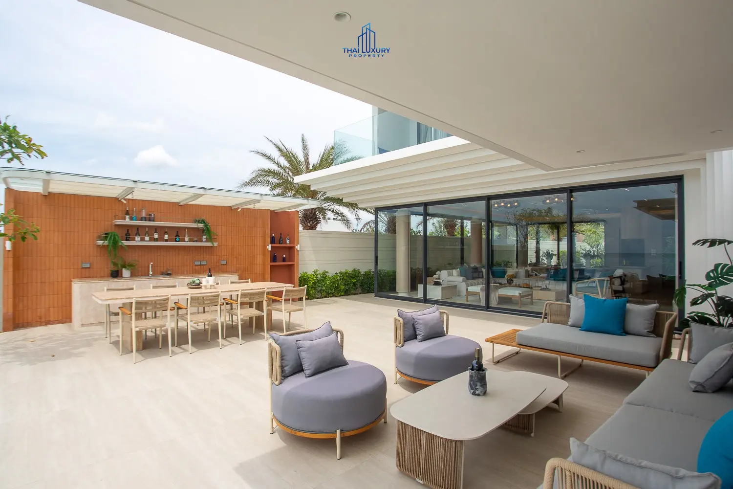Luxury Beach House The First Ultra Luxury In Cha-am Fully Functional Seaside House With Swimming Pool And Access To Every Private Beach.