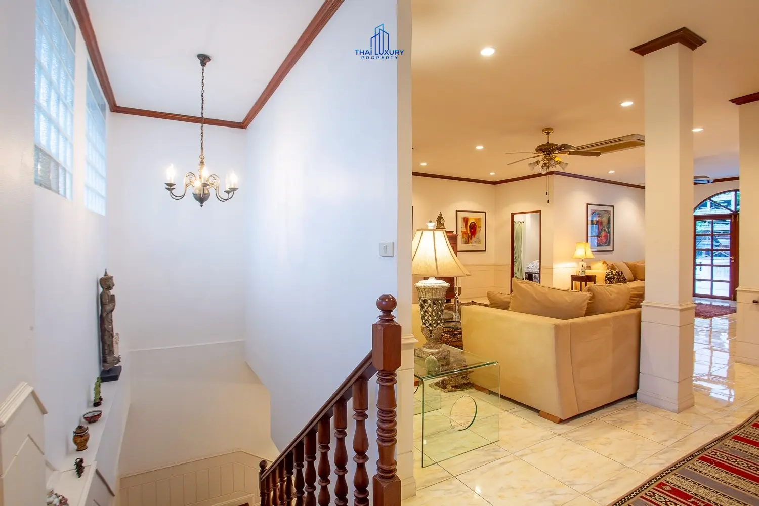 Luxury 2-Storey Pool Villa for Sale in Hua Hin City Center – Just 300 m from the Beach