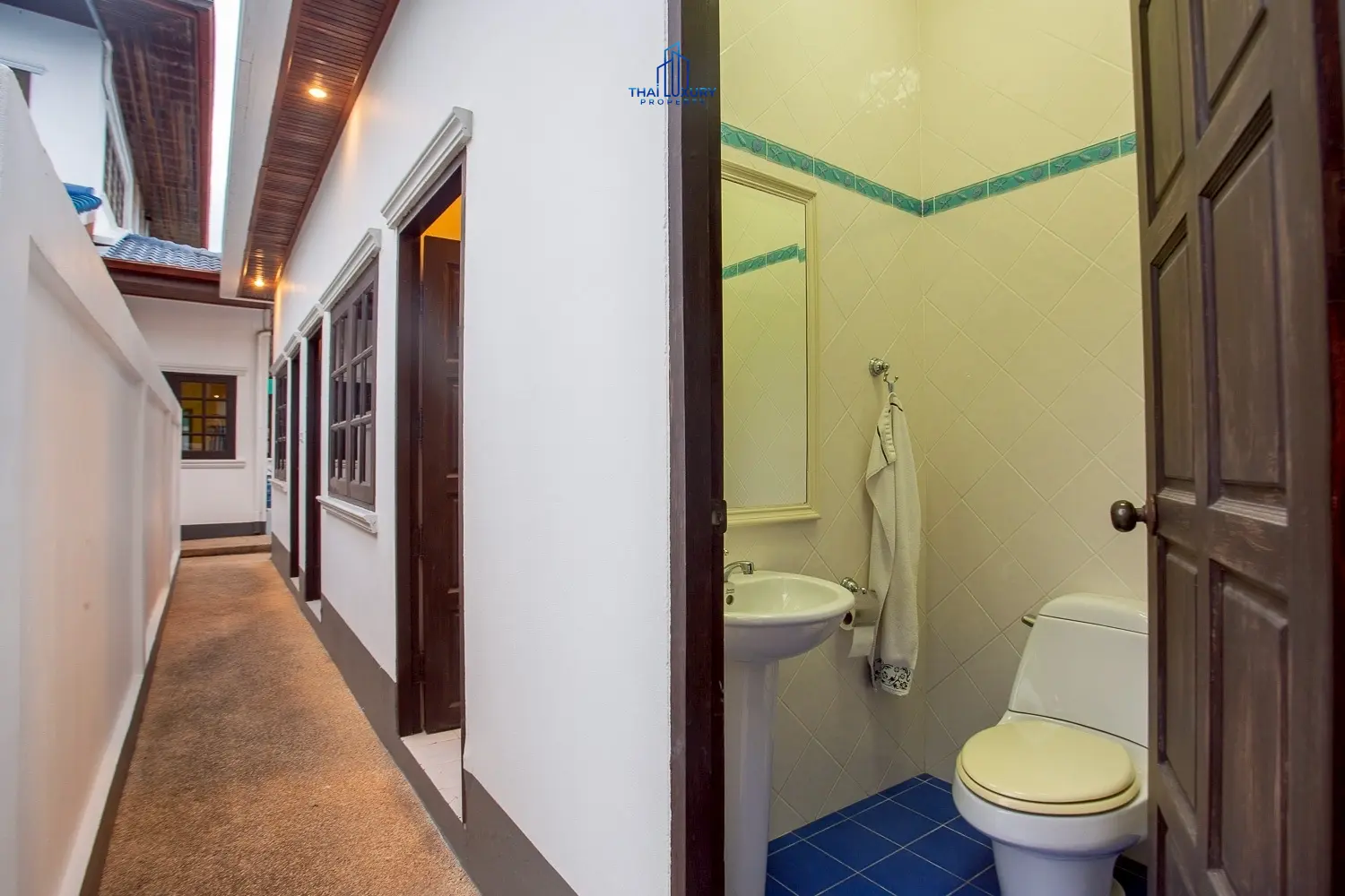 Luxury 2-Storey Pool Villa for Sale in Hua Hin City Center – Just 300 m from the Beach