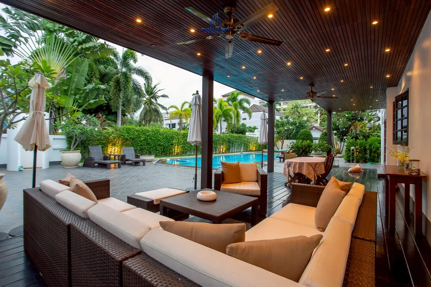 Luxury 2-Storey Pool Villa for Sale in Hua Hin City Center – Just 300 m from the Beach