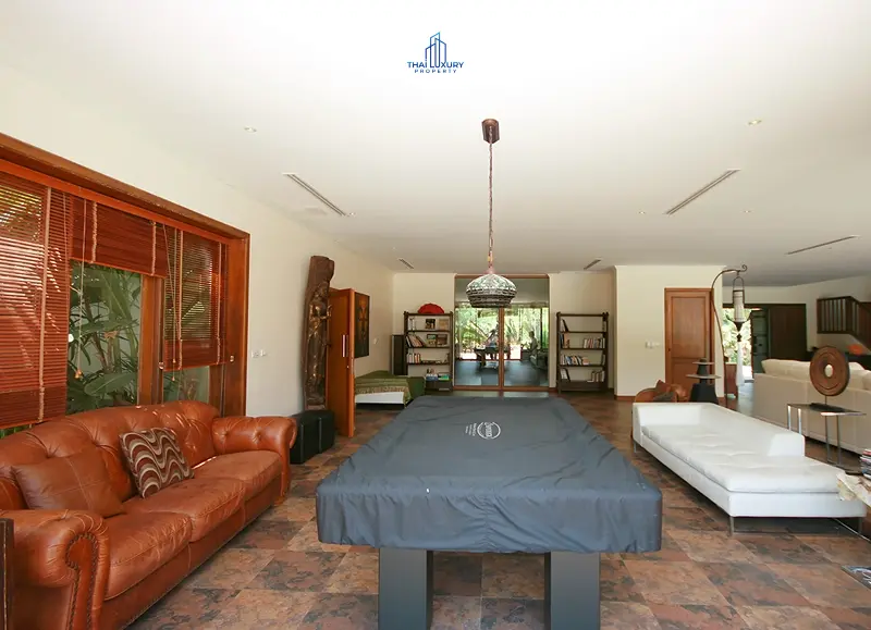 Fantastic Property in Palm Hills Golf Course For Sale