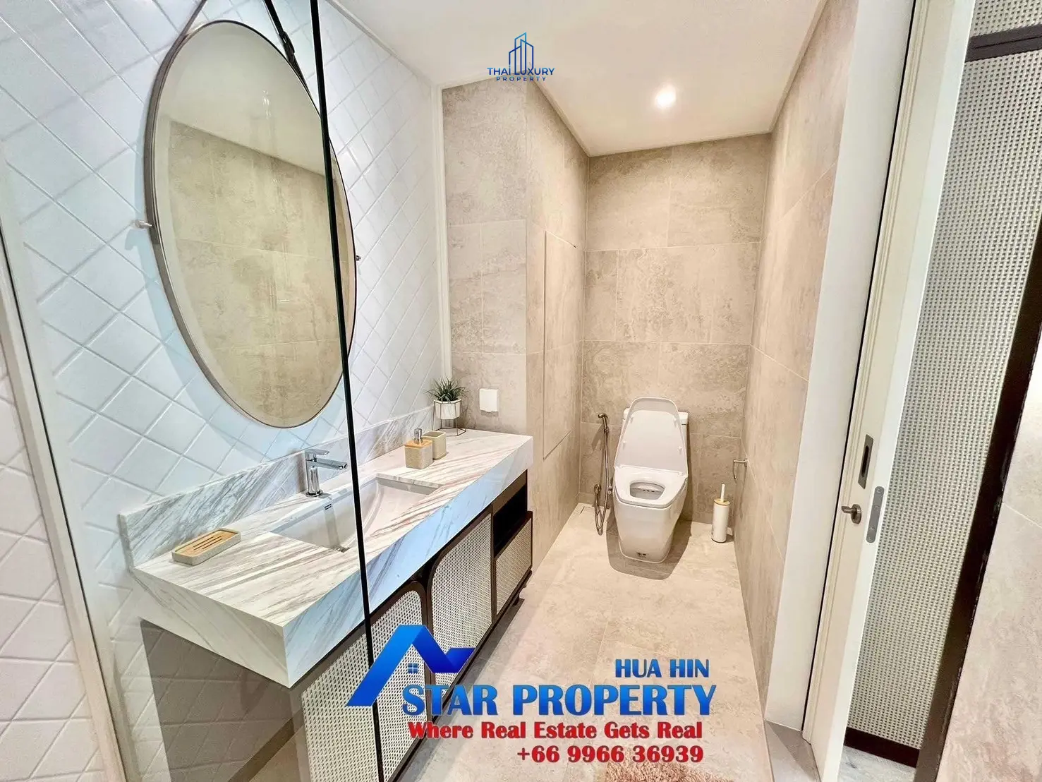 Luxury Condominium Pool View At InterContinental Residences Hua Hin For Sale