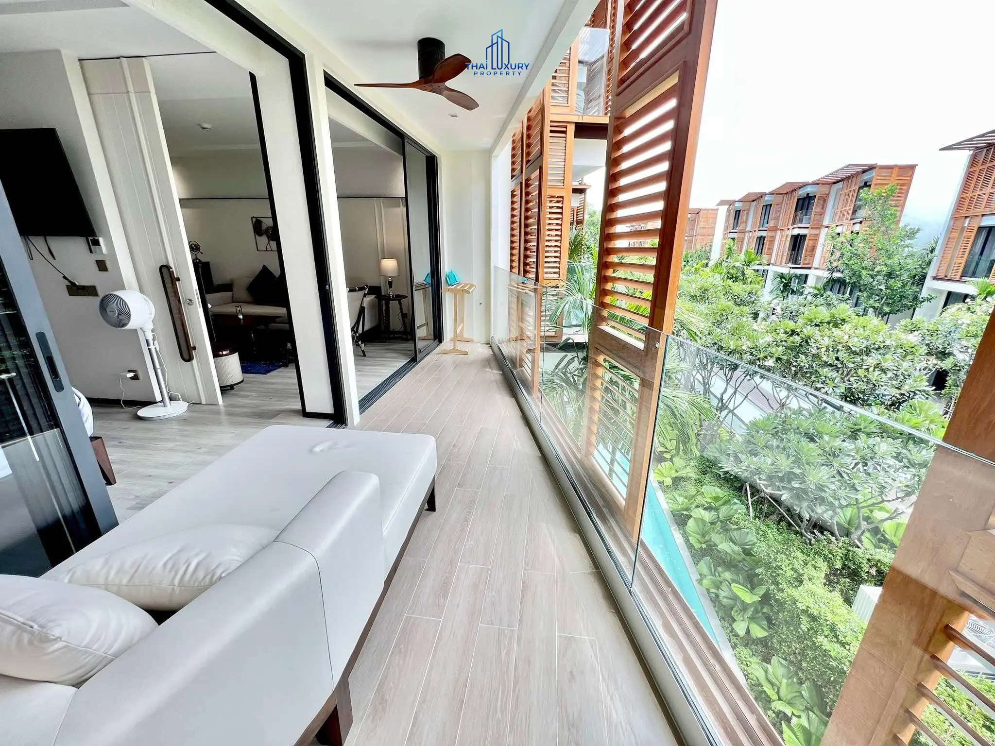 Luxury Condominium Pool View At InterContinental Residences Hua Hin For Sale