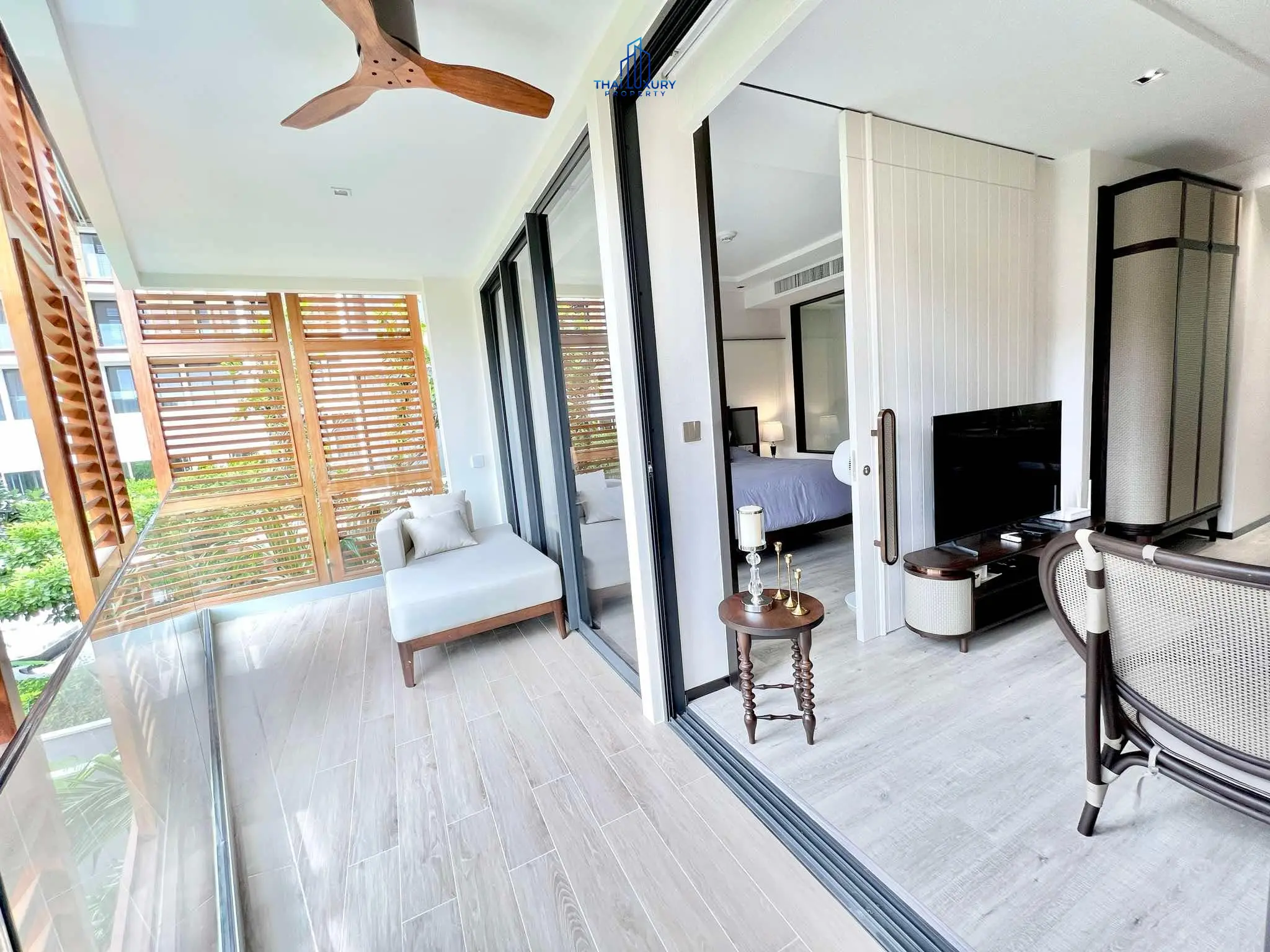 Luxury Condominium Pool View At InterContinental Residences Hua Hin For Sale