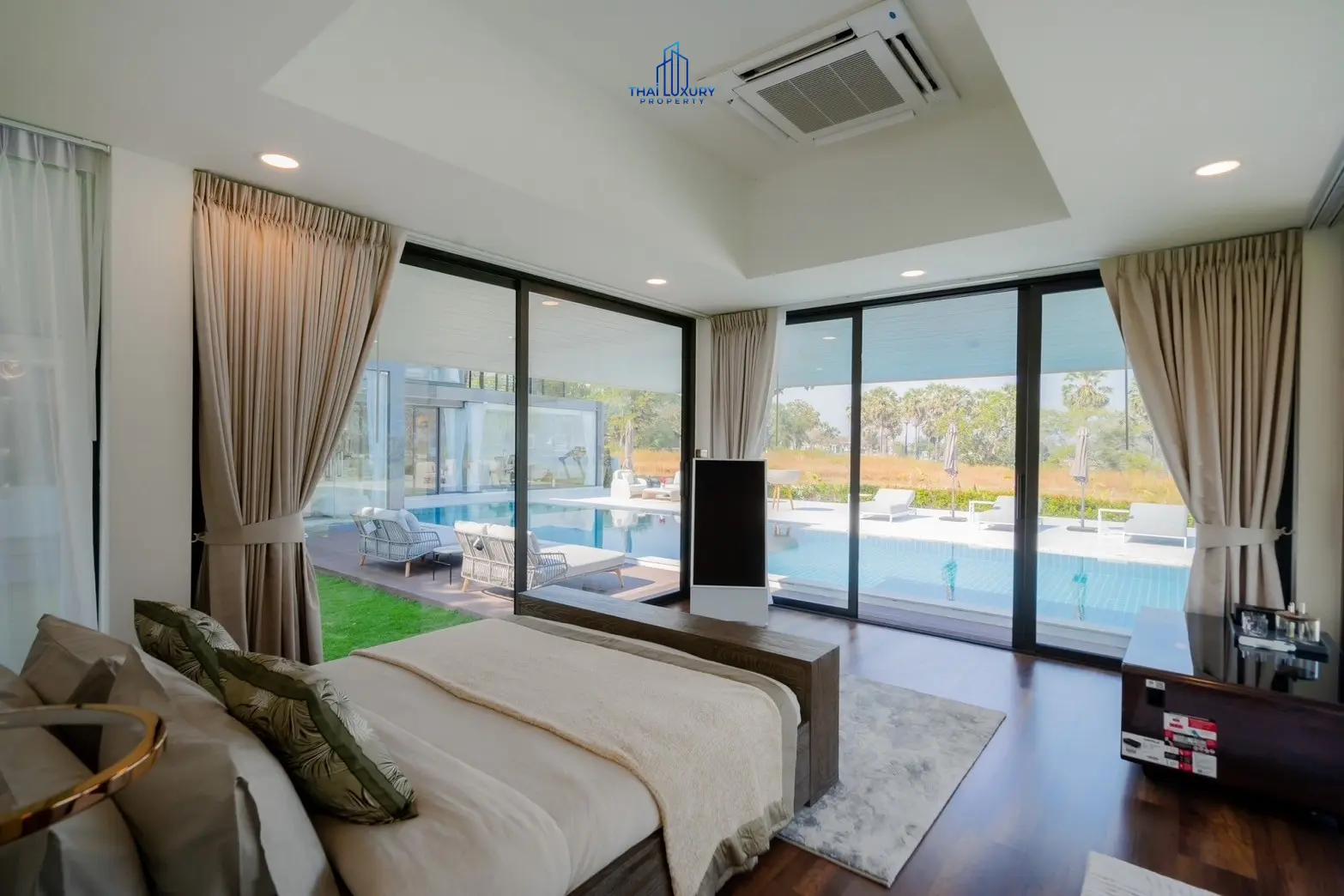 Luxury Modern Pool Villa Cha-Am Hua Hin At Palm Hills Golf Course For Sale