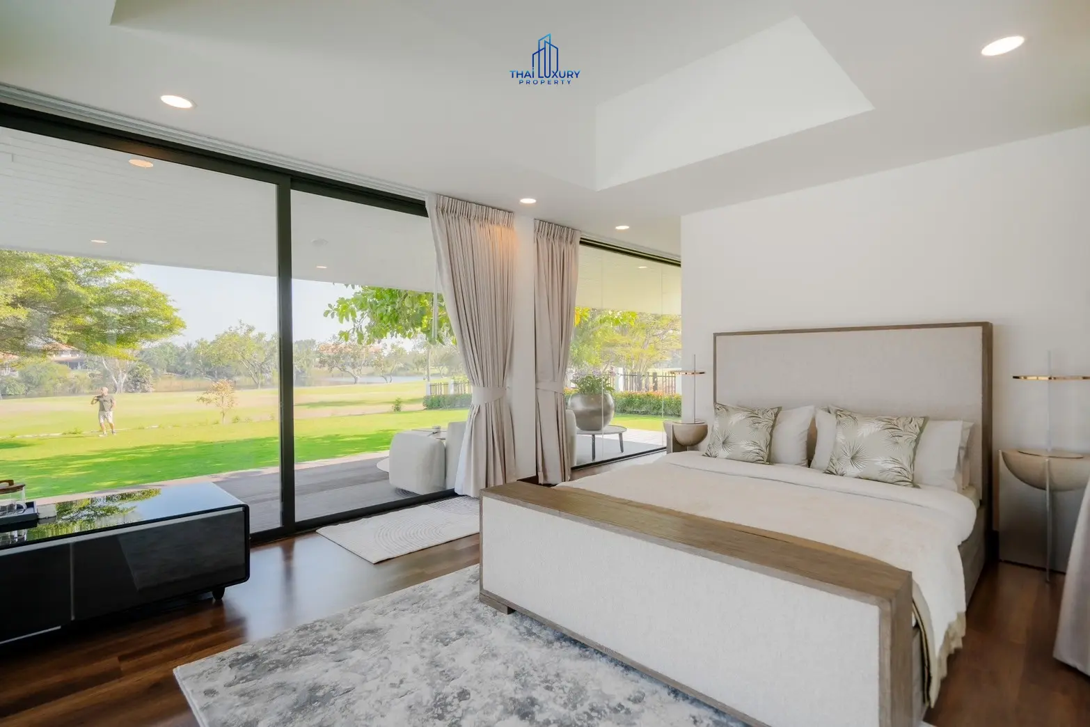 Luxury Modern Pool Villa Cha-Am Hua Hin At Palm Hills Golf Course For Sale