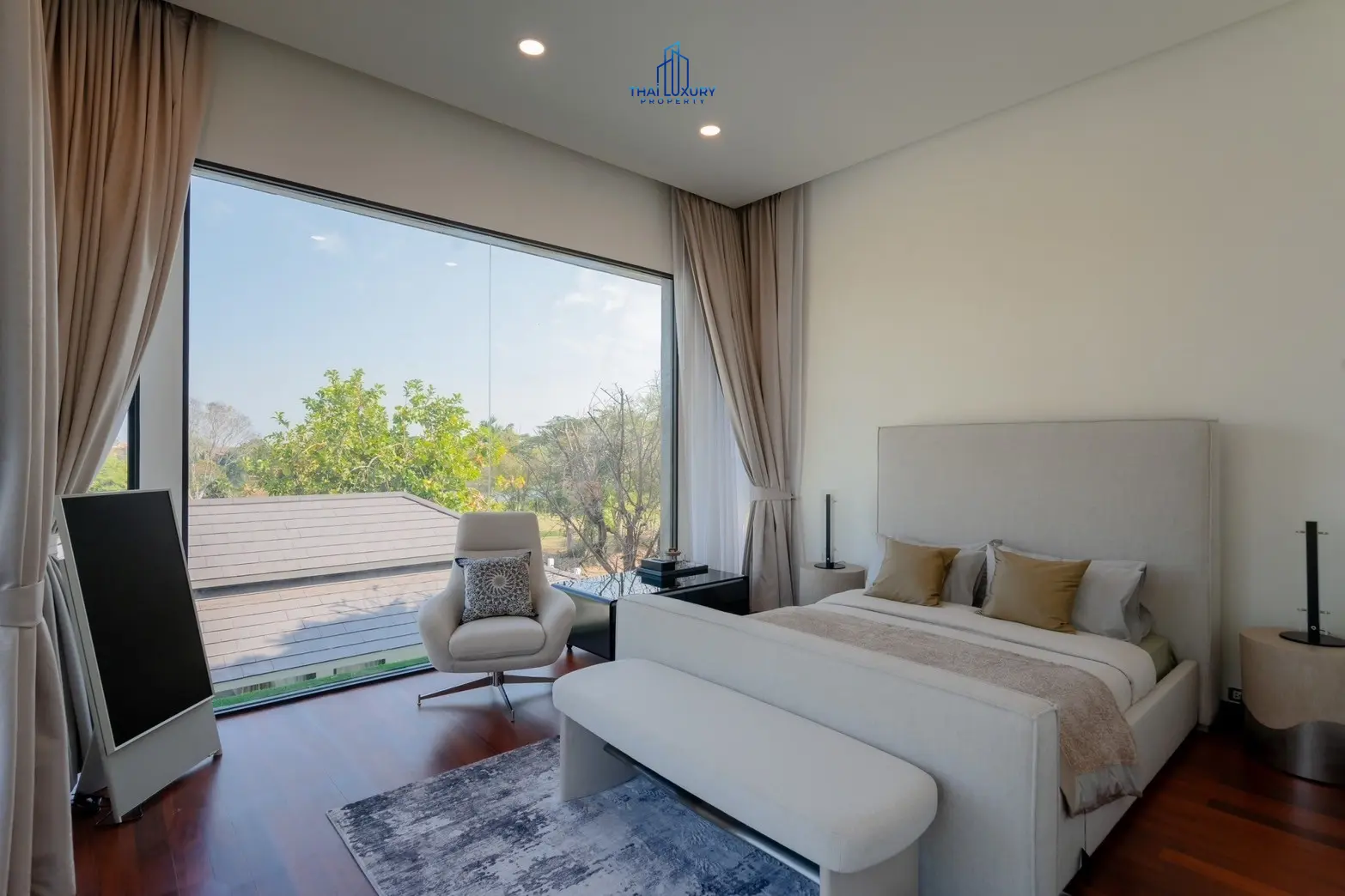 Luxury Modern Pool Villa Cha-Am Hua Hin At Palm Hills Golf Course For Sale