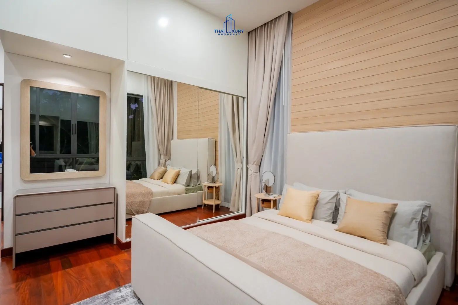 Luxury Modern Pool Villa Cha-Am Hua Hin At Palm Hills Golf Course For Sale