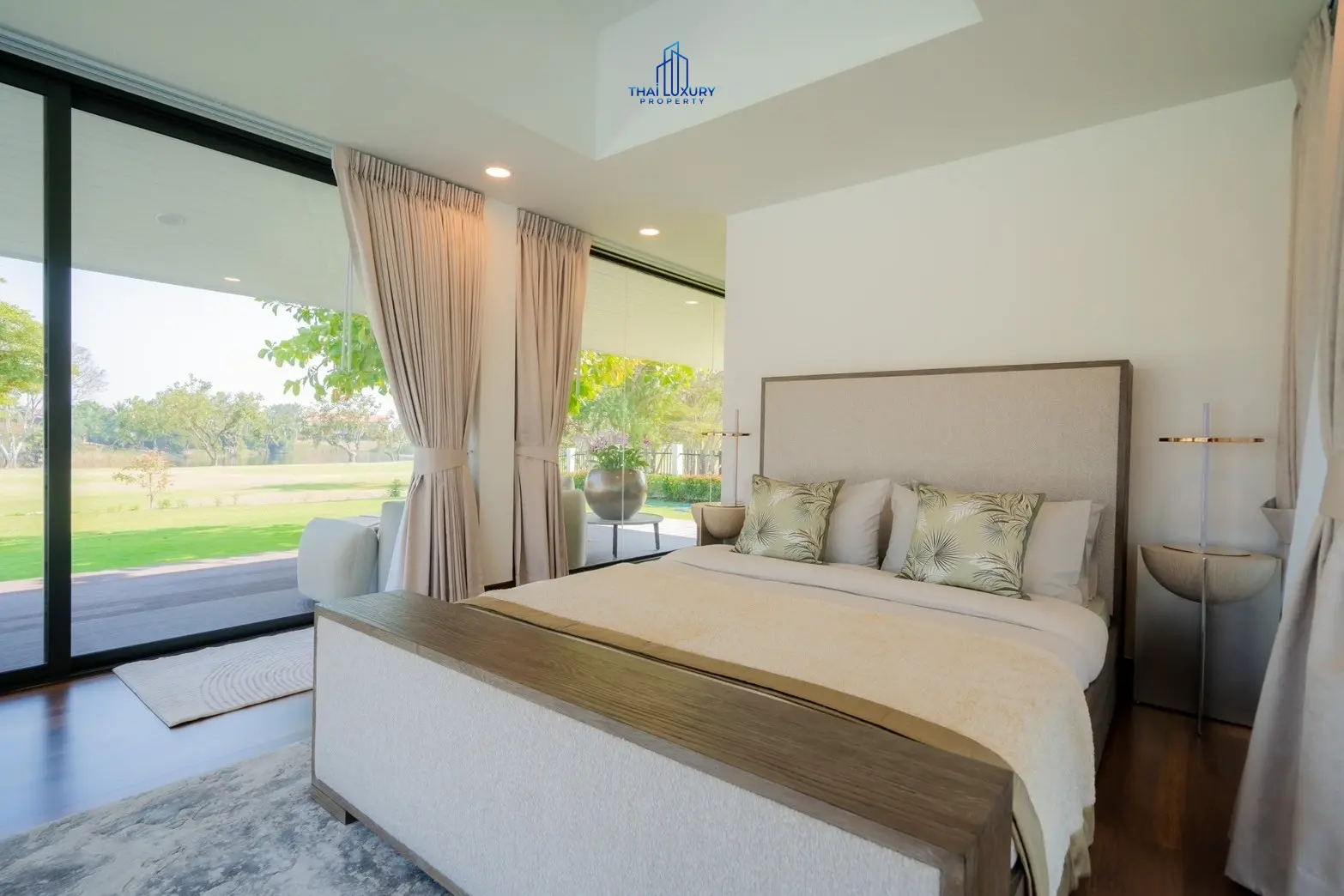 Luxury Modern Pool Villa Cha-Am Hua Hin At Palm Hills Golf Course For Sale