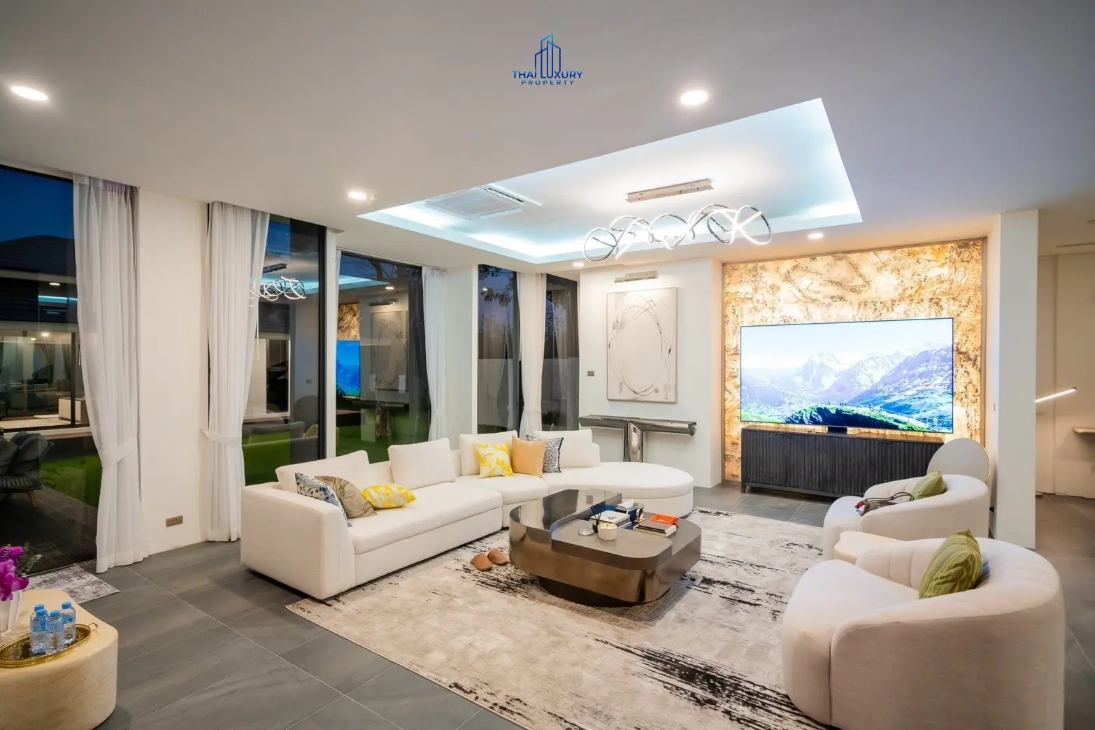 Luxury Modern Pool Villa Cha-Am Hua Hin At Palm Hills Golf Course For Sale