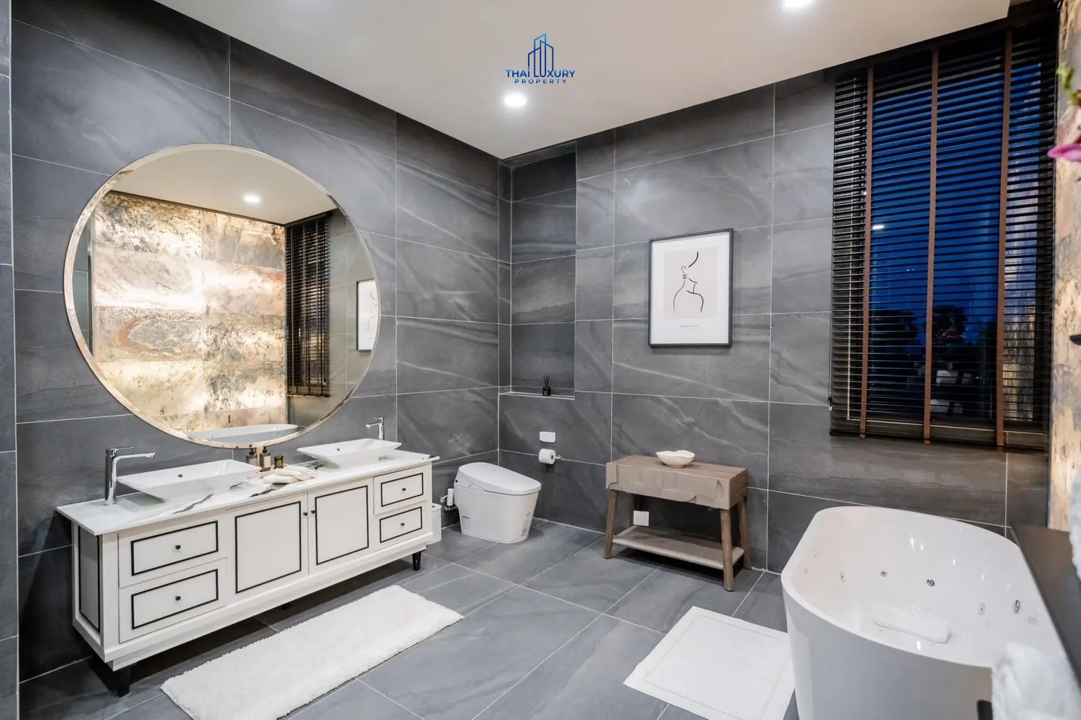 Luxury Modern Pool Villa Cha-Am Hua Hin At Palm Hills Golf Course For Sale
