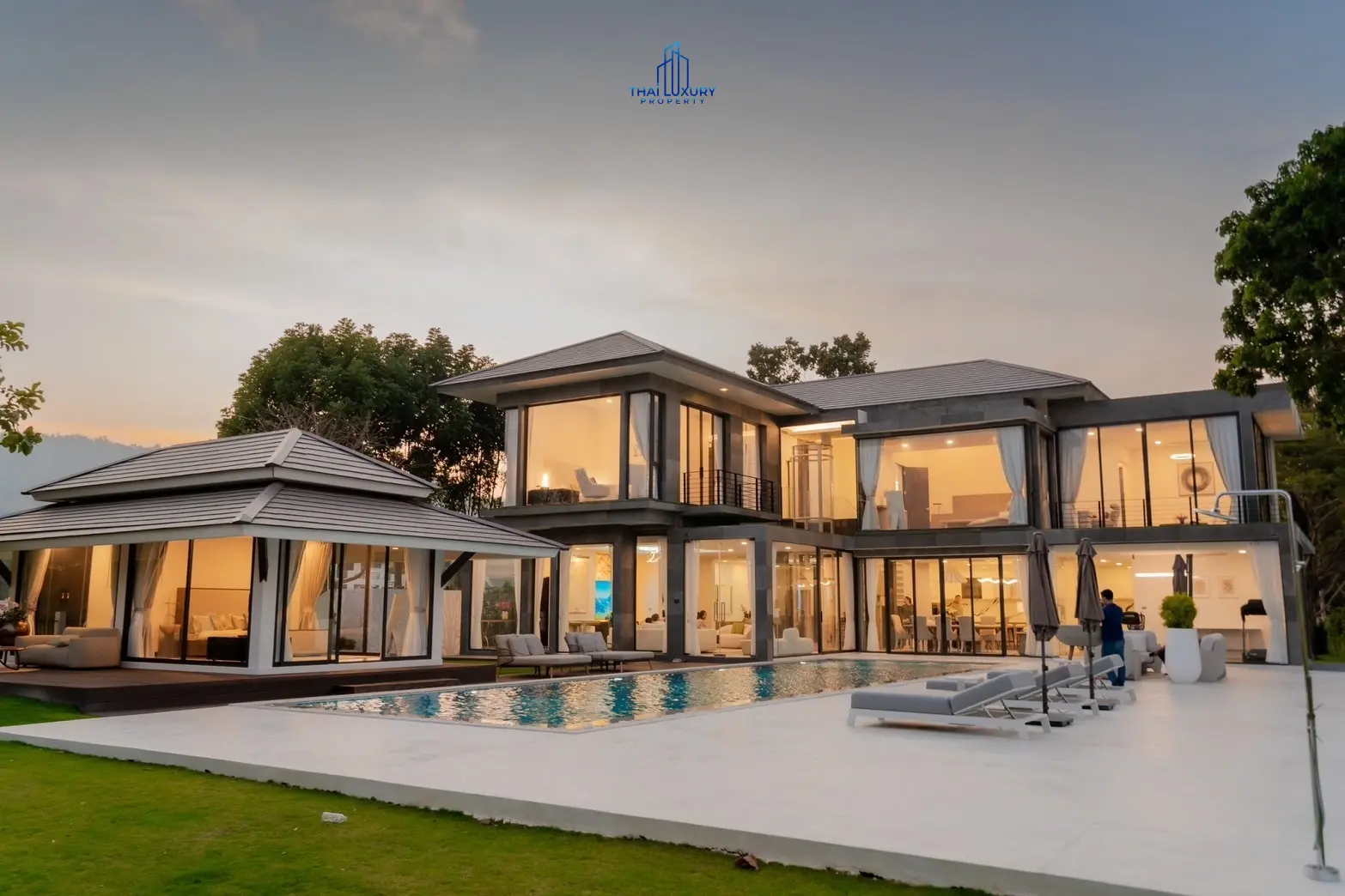 Luxury Modern Pool Villa Cha-Am Hua Hin At Palm Hills Golf Course For Sale