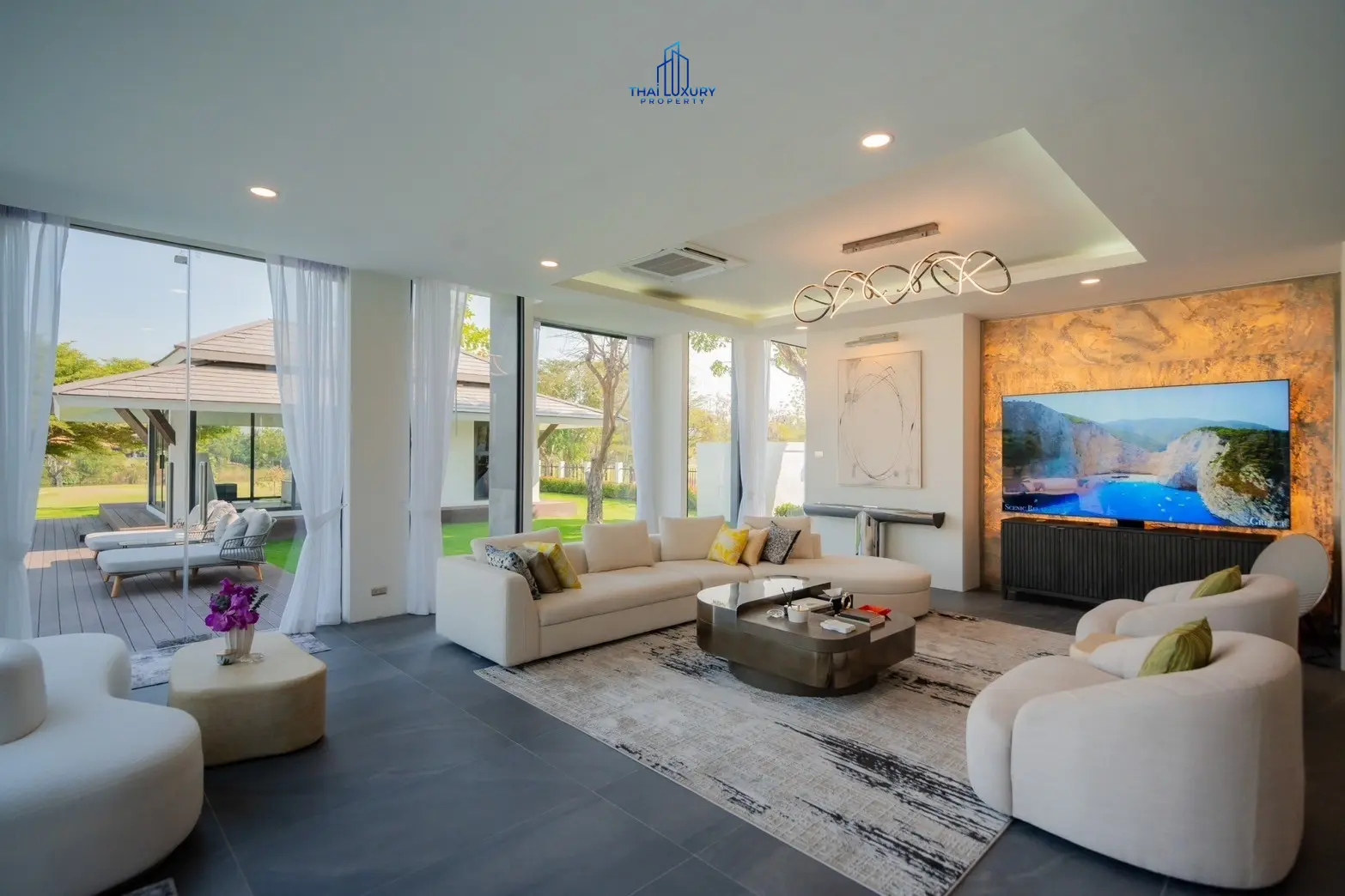 Luxury Modern Pool Villa Cha-Am Hua Hin At Palm Hills Golf Course For Sale