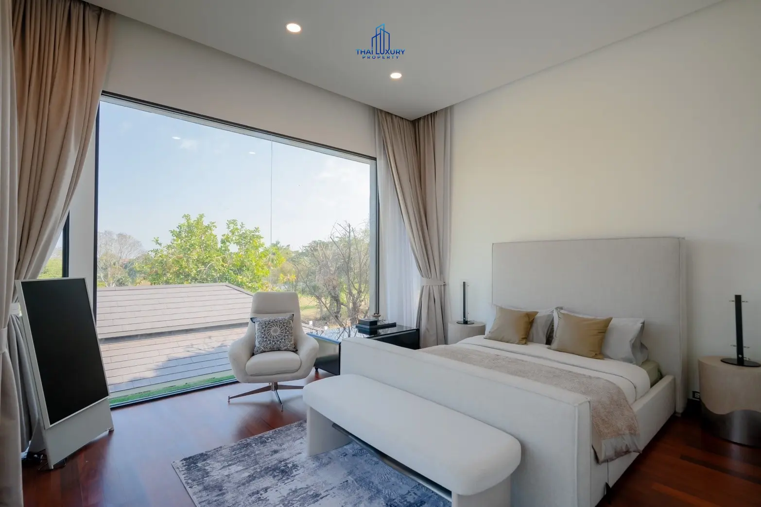 Luxury Modern Pool Villa Cha-Am Hua Hin At Palm Hills Golf Course For Sale