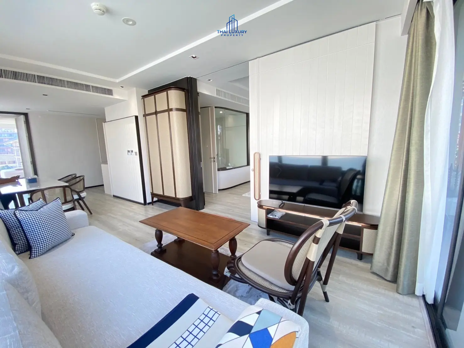 Luxury Modern 2 Bedrooms At InterContinental Residences Hua Hin For Sale