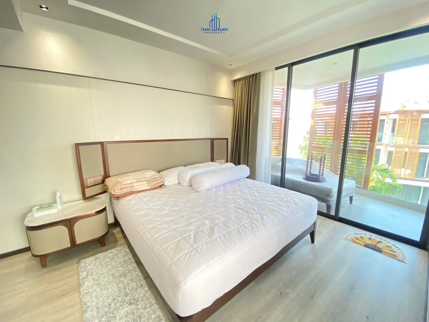 Luxury Modern 2 Bedrooms At InterContinental Residences Hua Hin For Sale