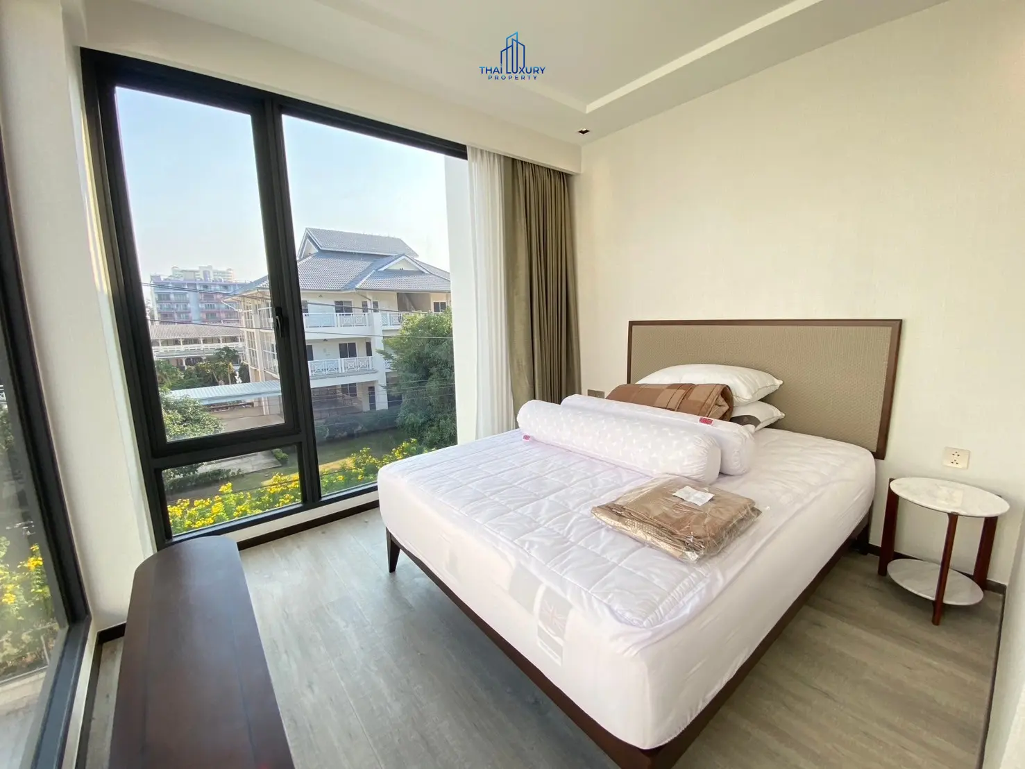 Luxury Modern 2 Bedrooms At InterContinental Residences Hua Hin For Sale