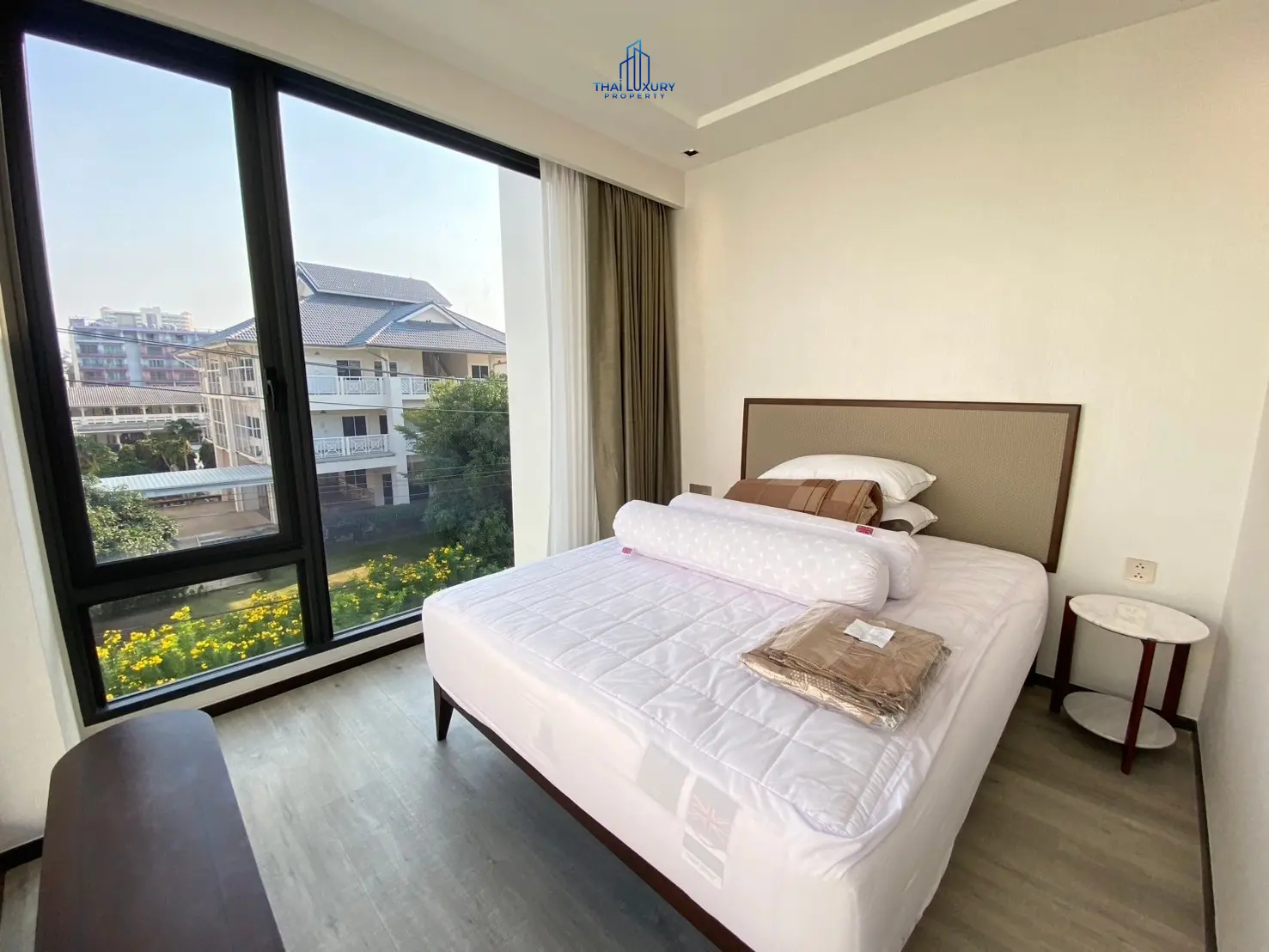 Luxury Modern 2 Bedrooms At InterContinental Residences Hua Hin For Sale