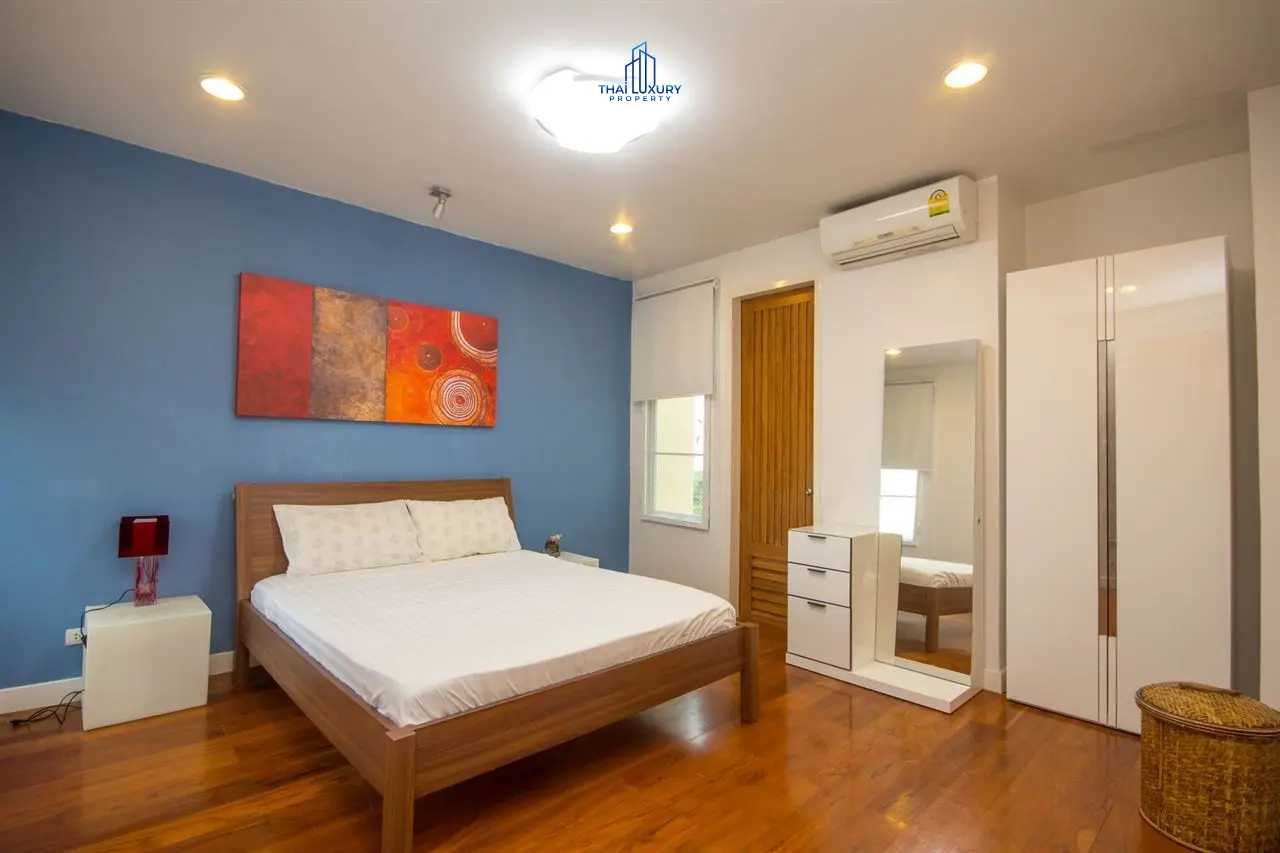 Spacious 4-Bedroom Beachfront Villa with Private Pool in Hua Hin
