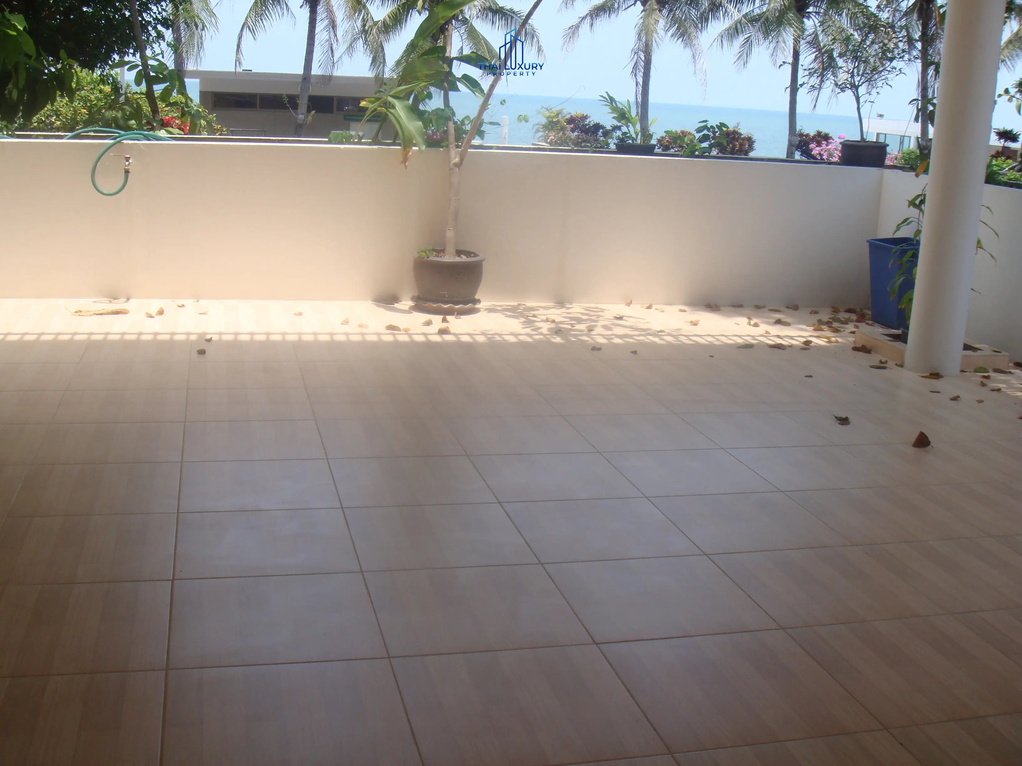 3 Storey House on Hua Hin Beach