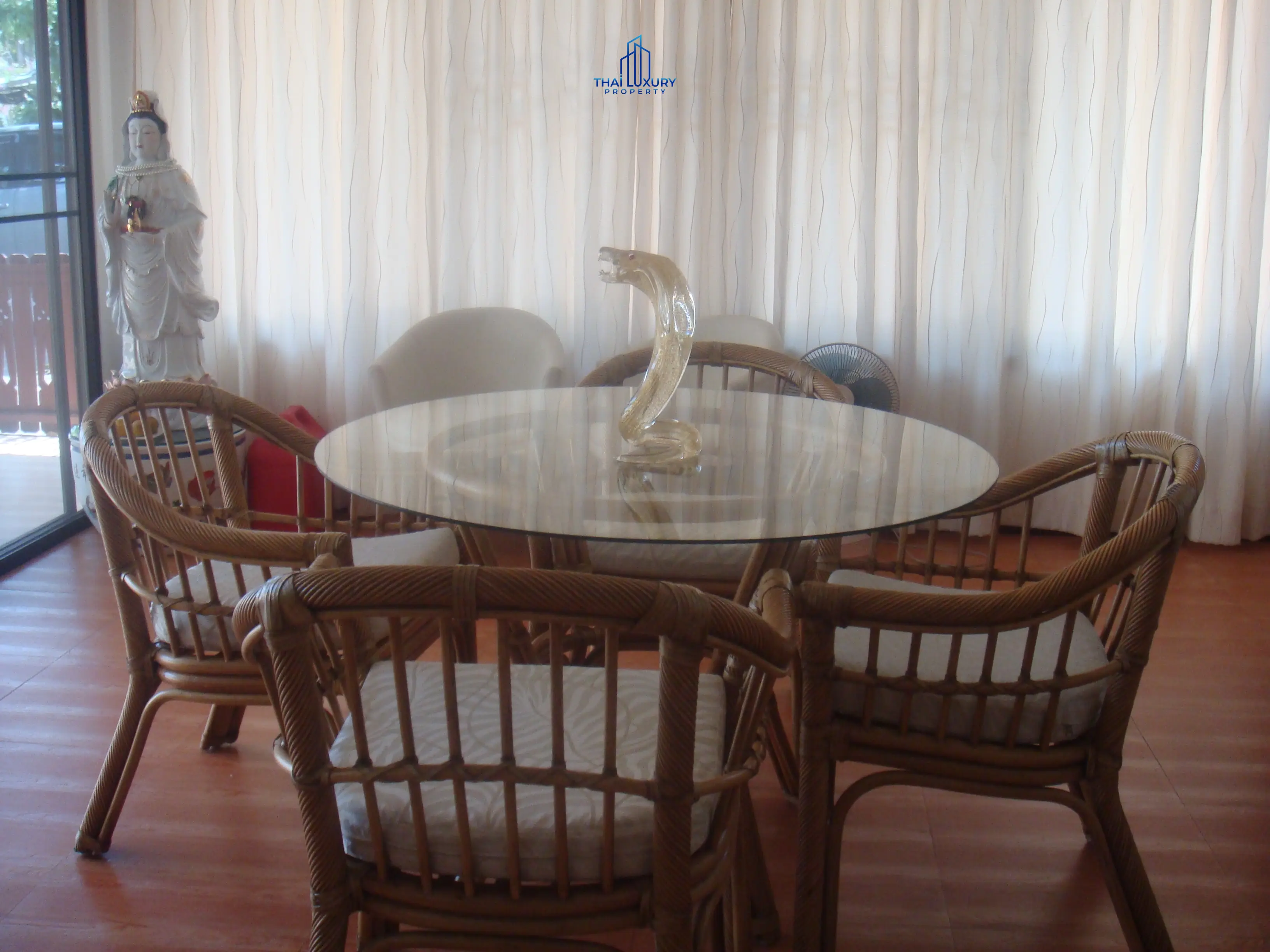 3 Storey House on Hua Hin Beach