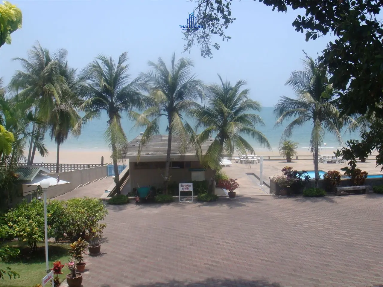 3 Storey House on Hua Hin Beach