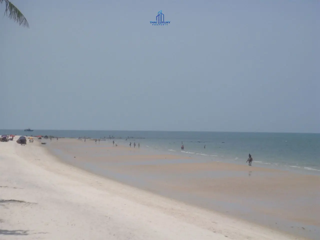 3 Storey House on Hua Hin Beach