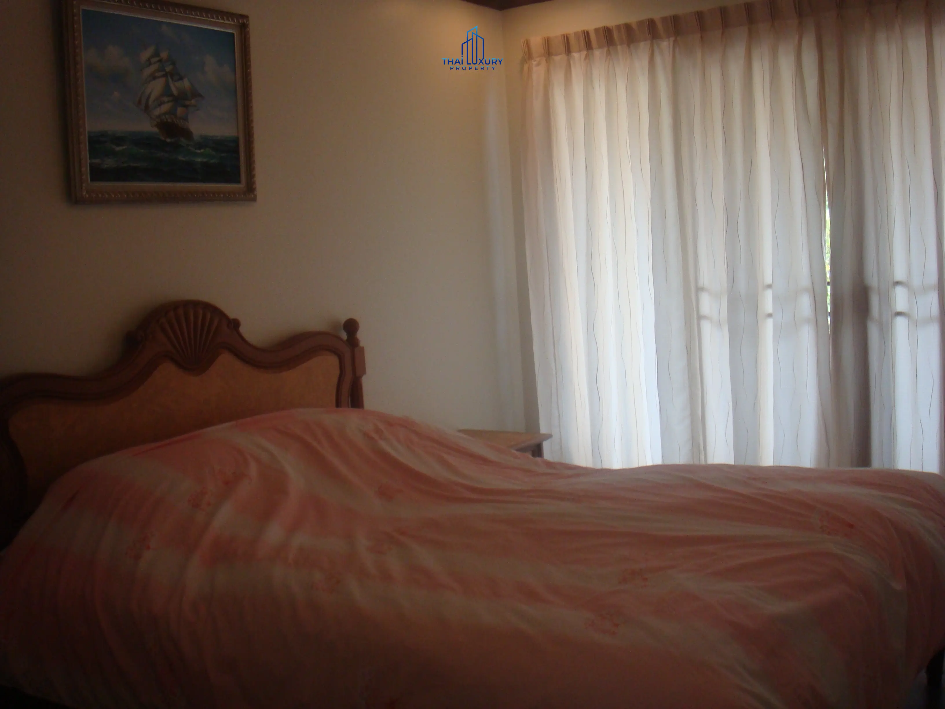 3 Storey House on Hua Hin Beach