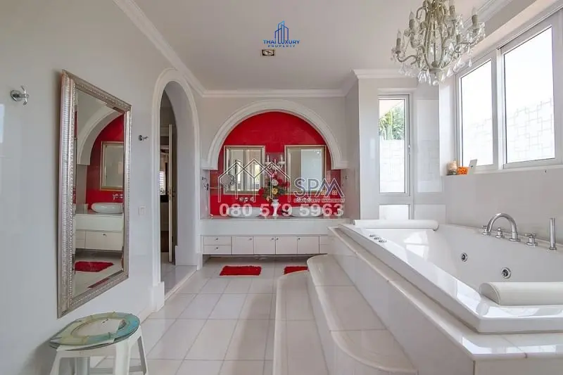 Spacious 4-Bedroom Mediterranean-Style Villa with Pool and Lake Views in Cha-Am