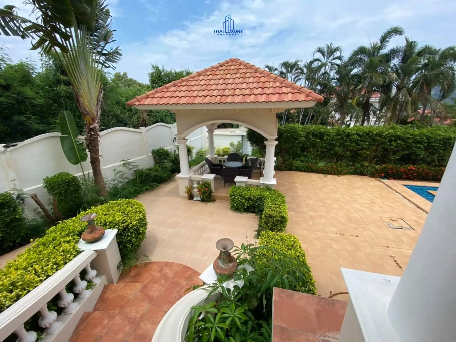 Spacious 5-Bedroom Mediterranean Villa with Pool in Hua Hin