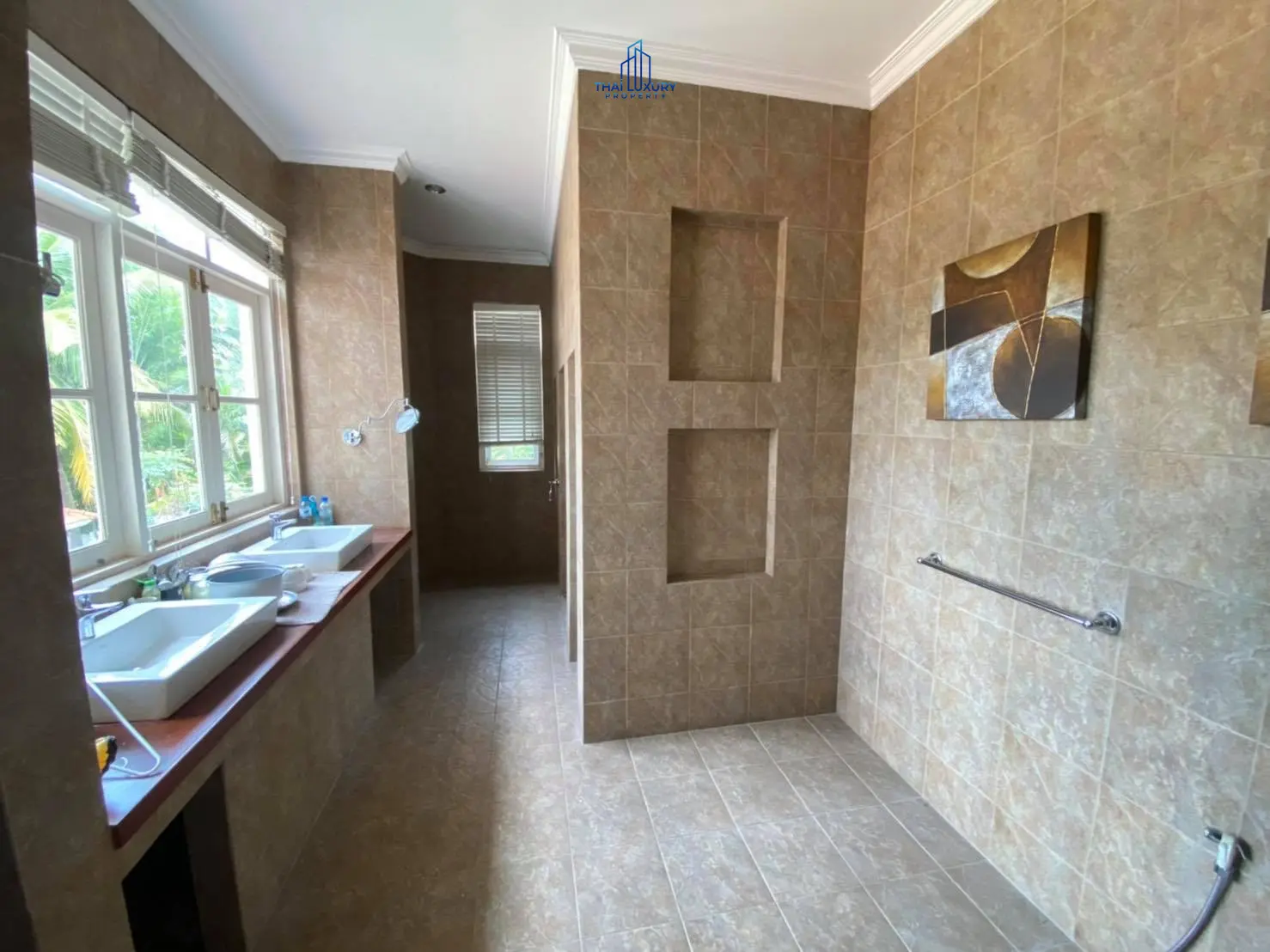 Spacious 5-Bedroom Mediterranean Villa with Pool in Hua Hin