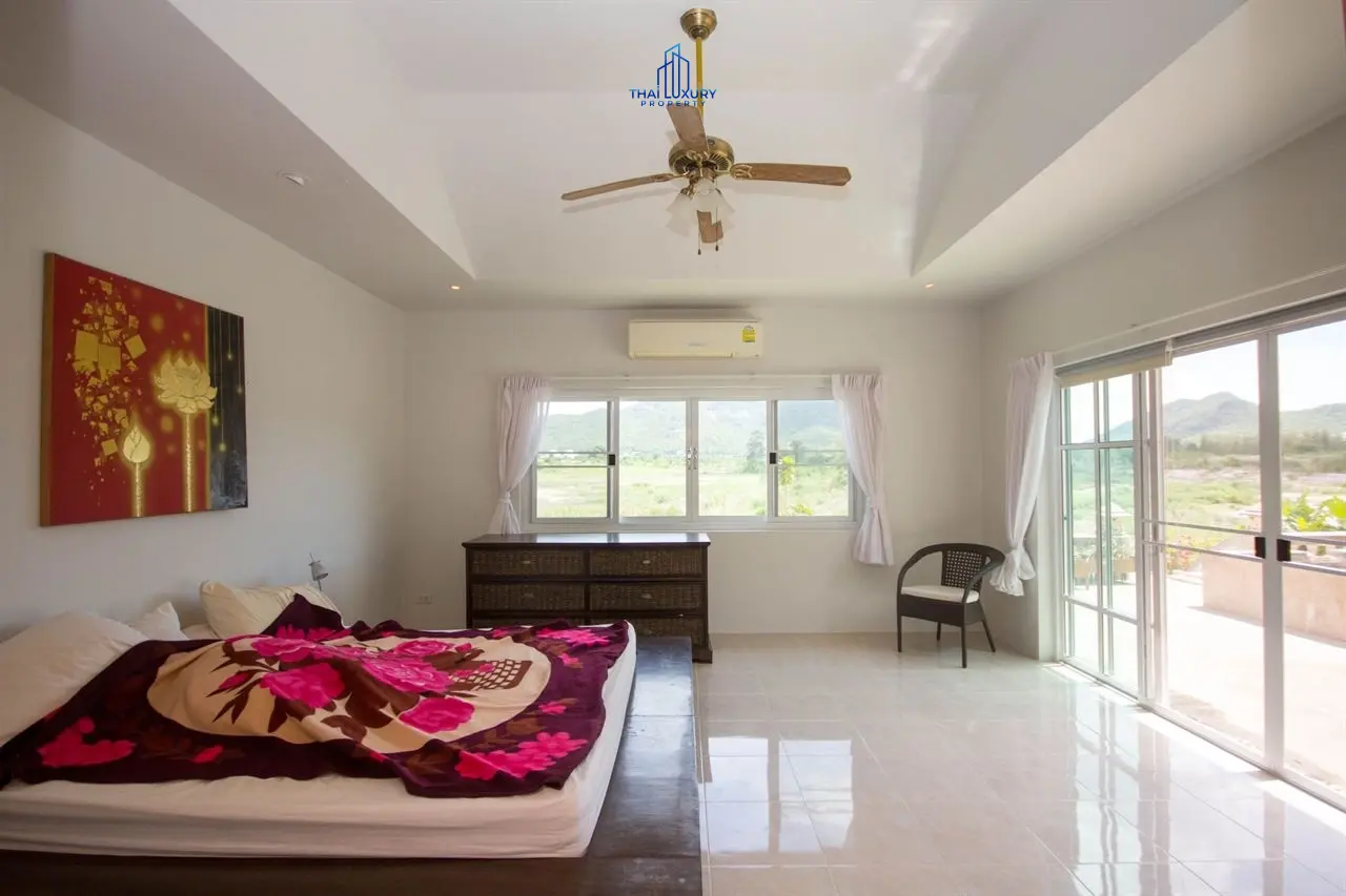 Charming 3-Bedroom Villa with Large Pool and Tropical Garden in Hin Lek Fai